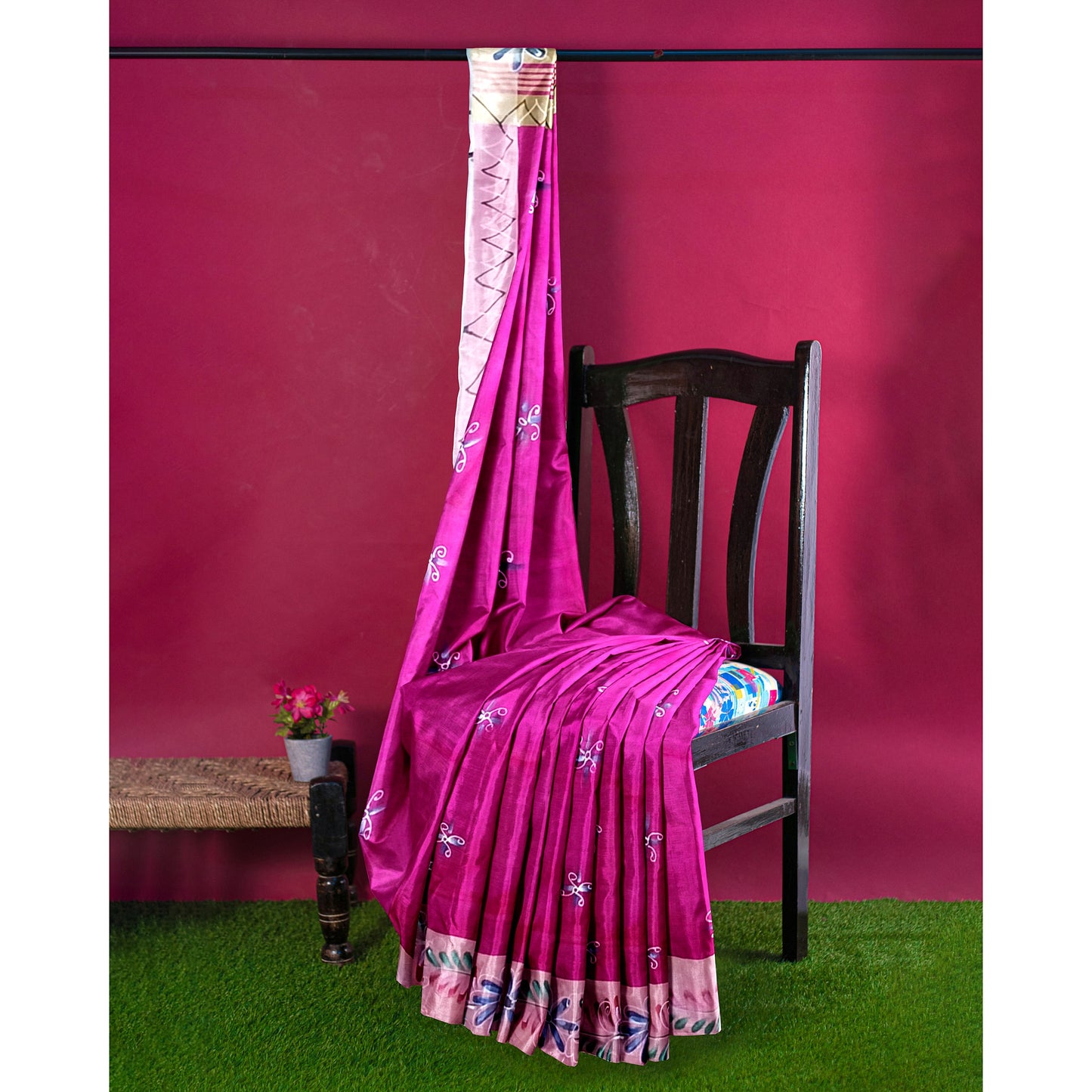 Lovely Saree with Pink and Golden Colored Print