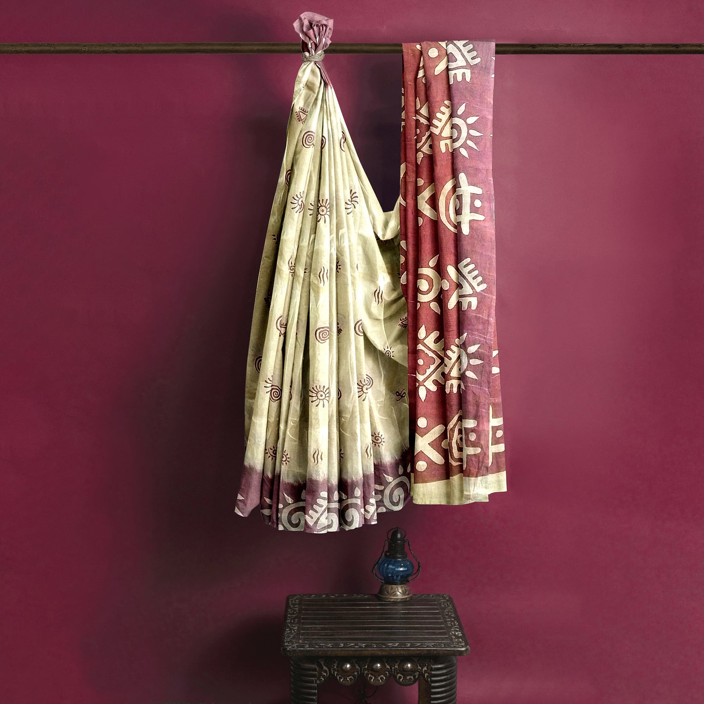 Bandhani Patterns Silk Saree in Cream and Red Color