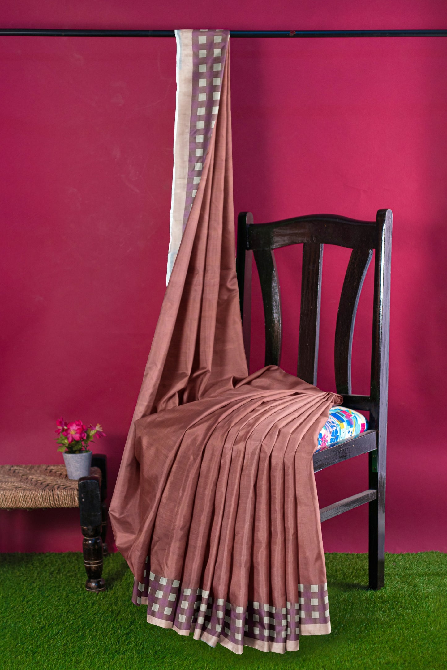 Luxurious Red and Blue colored Cotton Silk Saree