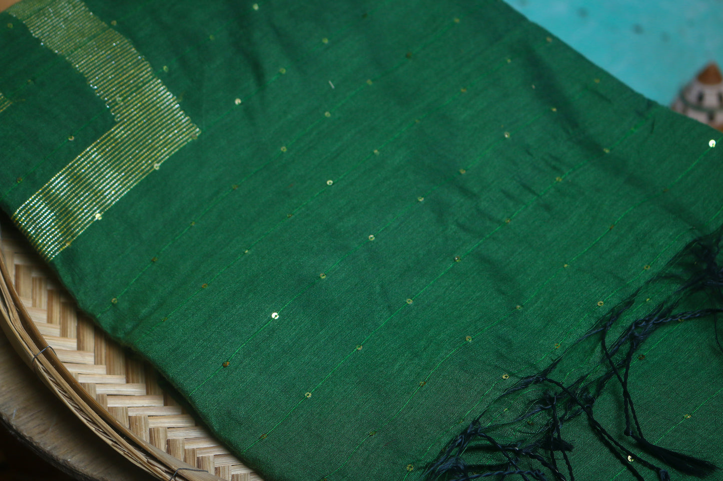 Bridal Kanchipuram Saree Adorned with Zari