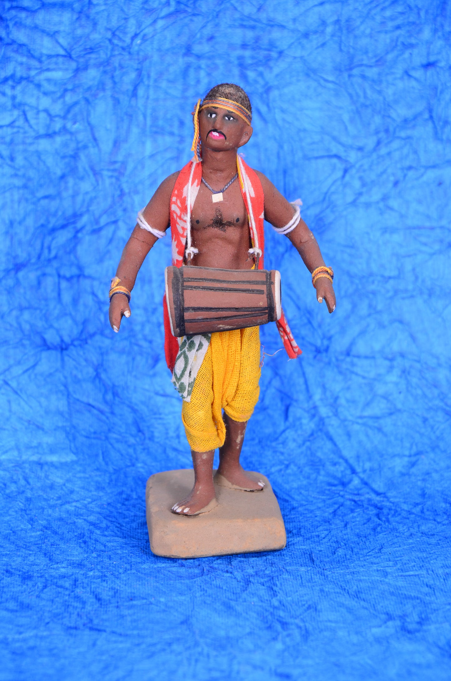 Artistic Handicraft Figurine 2