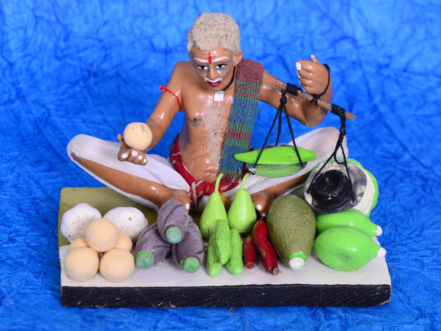 Artistic Handicraft Figurine 4