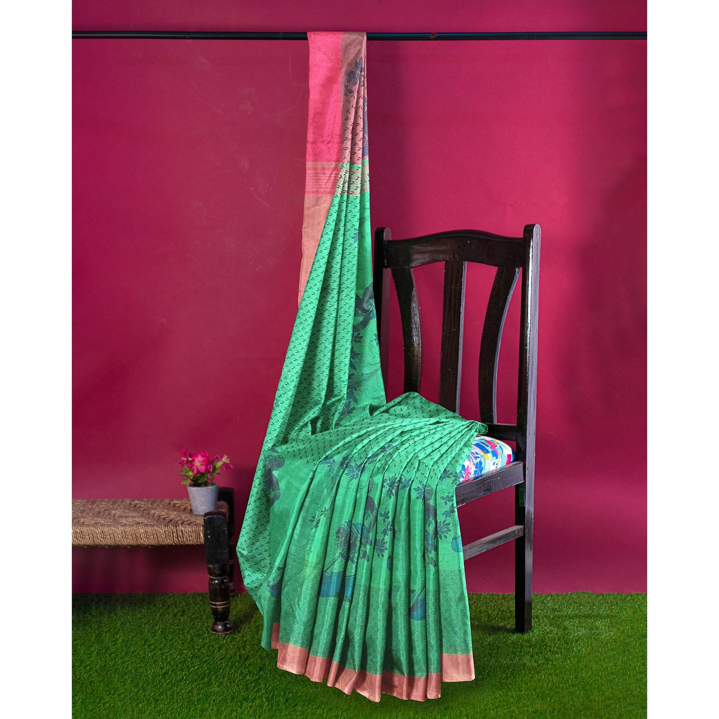 Flower Printed Saree in Green-Maroon Colour